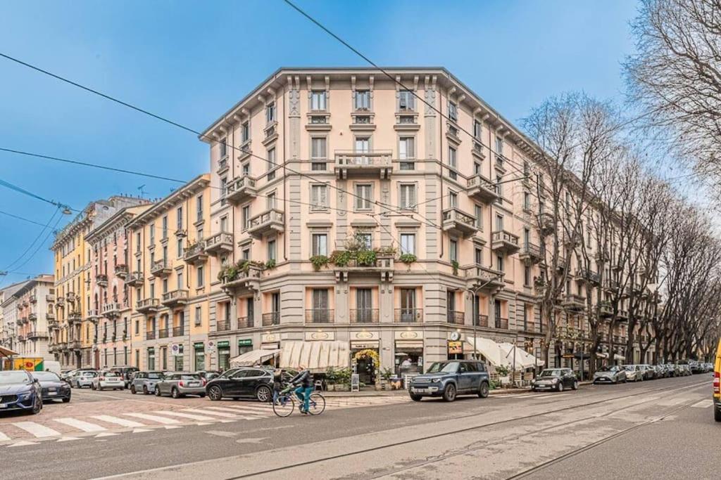 Elegante Appartamento In Centro Μιλάνο Εξωτερικό φωτογραφία